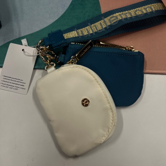 Lululemon Dual Pouch Wristlet - Picture 5 of 5